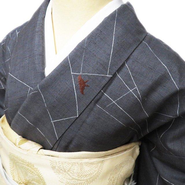 ＼ FINAL PRICE ／ 特選 紬 着物 未使用 ジュサブロー 刺繍 蜘蛛と蝙蝠の図 鼠色 身丈162cm 裄66cm M きもの北條 A1209-6の画像