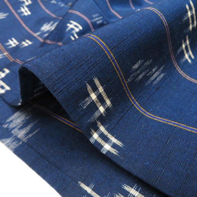 特選 琉球絣 着物 未使用 正絹 単衣 カジュアル 紬地 絣模様 紺色 多色