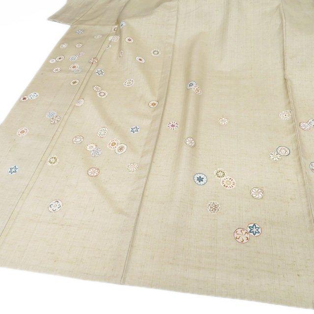 特選 ゴールデンムガ 着物 中古 正絹 単衣 カジュアル 花模様 灰みの薄い緑系色 多色 金 身丈161cm 裄67cm M きもの北條 A1271-5の画像