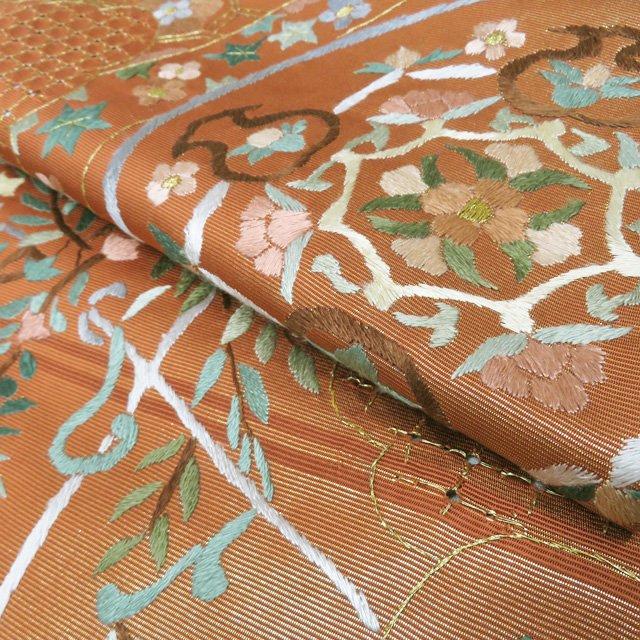 袋帯 未使用 正絹 フォーマル 六通 汕頭刺繍 スワトウ 中国刺繍 花模様 