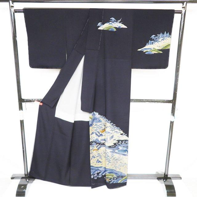 特選 訪問着 着物 中古 正絹 袷 紋付 古田芳彩作 人間国宝 木村雨山画 落款 風景 紫黒色 多色 身丈162cm 裄65.5cm M きもの北條 A1328-9の画像