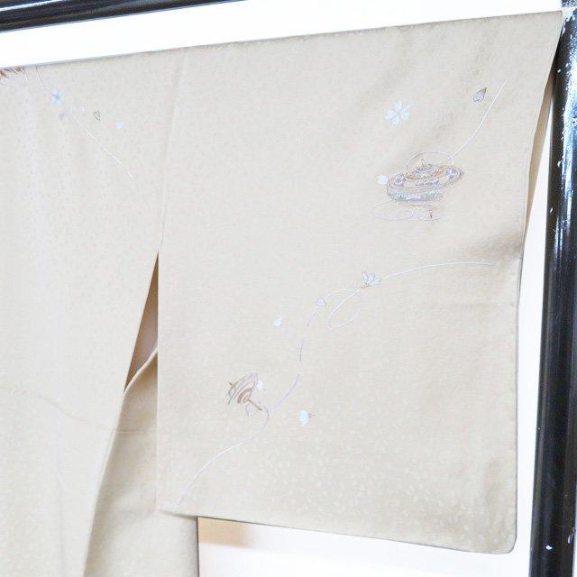 特選 付下げ 付け下げ 訪問着 着物 未使用 袷 金駒刺繍 蘇州刺繍 独楽 地模様 桜 淡黄蘗色 身丈165cm 裄68cm L トール きもの北條 A1338-9の画像