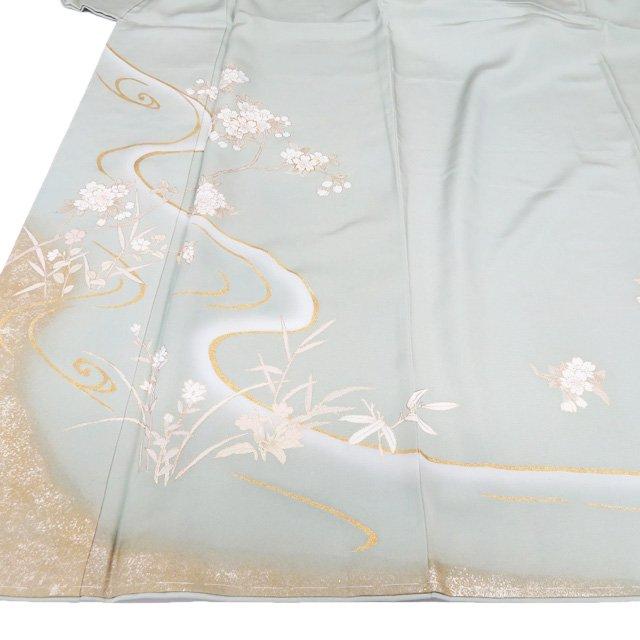訪問着 着物 未使用 正絹 袷 フォーマル 落款 金駒刺繍 流水に花 桜 柳鼠色 多色 金 身丈155.5cm 裄63.5cm SA きもの北條 A1341-12の画像
