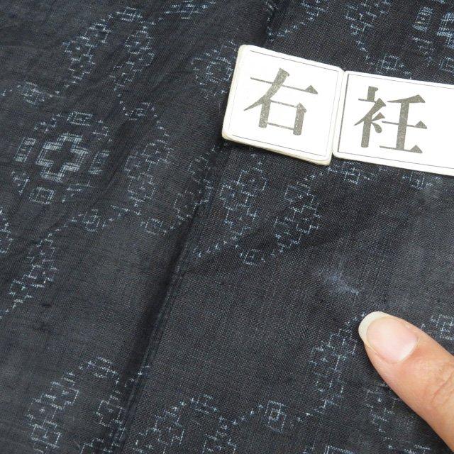 特選 夏物 宮古上布 夏着物 着物 中古 苧麻 カジュアル 幾何学模様 濃紺色 身丈145cm 裄61.5cm SA きもの北條 A1347-8の画像