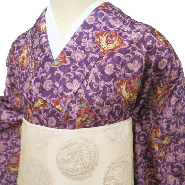 特選 大島紬 着物 未使用 正絹 袷 カジュアル 更紗調 花唐草模様 動物 