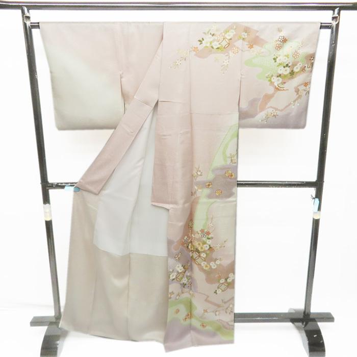★きもの北條★ 花の図　宝物　金駒刺繍　地模様　淑やかな和の装いに　トール　桜色　訪問着　A695-2 L【新品】の画像
