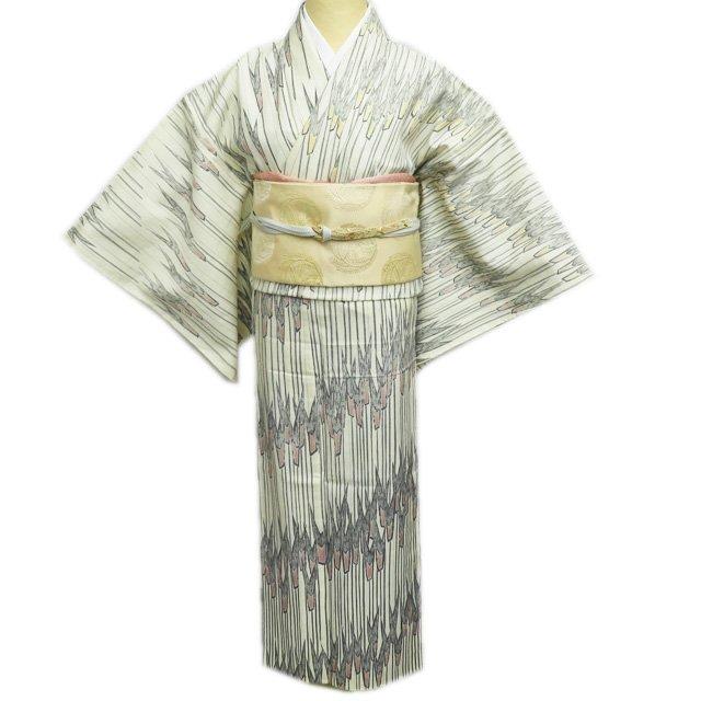 紬の単衣着物 オフホワイト 赤の十字絣 正絹 未使用品 (紬 着物 紬の単衣着物 オフホワイト 赤の十字絣 正絹 未使用品 (紬 着物