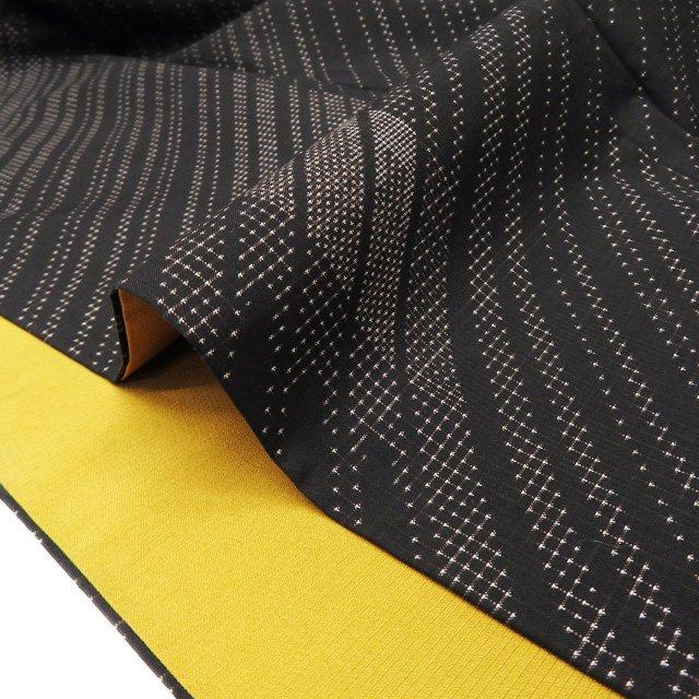 特選 大島紬 着物 中古 正絹 袷 カジュアル 斜め点線模様 焦茶色 身丈  