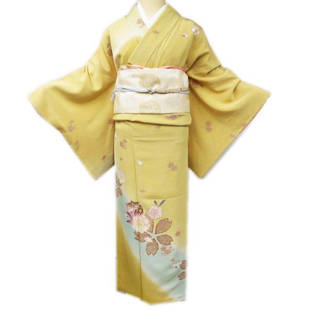 訪問着 着物 中古 正絹 袷 フォーマル 花の図 桜 紅葉 金駒刺繍 縮緬地 卵色 黄朽葉色 多色 身丈161cm 裄71cm M きもの北條 A936-11 FINAL PRICE ／ 訪問着 着物 中古 正絹 袷 フォーマル 花の図 桜 紅葉