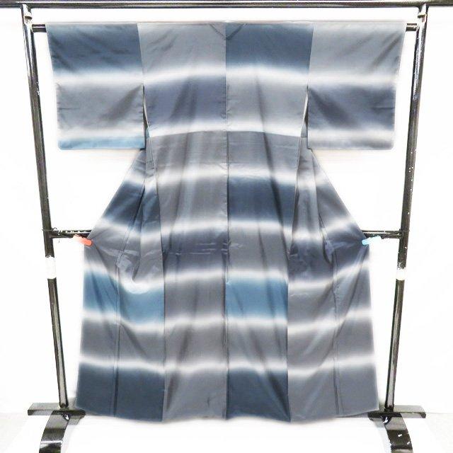 紬 着物 中古 正絹 袷 カジュアル ぼかし染め 暈し 鼠色 錆鼠色 身丈159cm 裄63.5cm M きもの北條 A961-3 FINAL PRICE ／ 紬 着物 中古 正絹 袷 カジュアル ぼかし染め 暈し 鼠