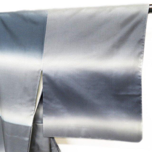 紬 着物 中古 正絹 袷 カジュアル ぼかし染め 暈し 鼠色 錆鼠色 身丈159cm 裄63.5cm M きもの北條 A961-3 FINAL PRICE ／ 紬 着物 中古 正絹 袷 カジュアル ぼかし染め 暈し 鼠