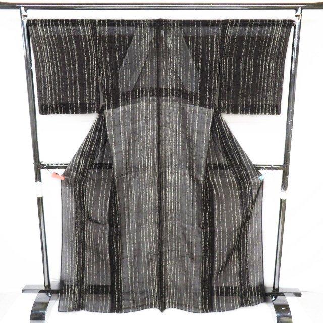 特選 夏物 小紋 着物 中古 正絹 紬地 カジュアル 縦縞模様 黒色 白色 身丈168cm 裄68cm L トール きもの北條 A992-12 特選 夏物 小紋 着物 中古 正絹 紬地 カジュアル 縦縞模様 黒色 白色