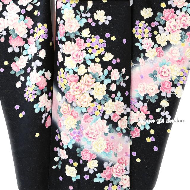 振袖 正絹 中古 ランクA　黒 薔薇 ロマンティックローズ　お仕立て上がり 単品 成人式 古典 結婚式 卒業式 中古着物   爆買の画像