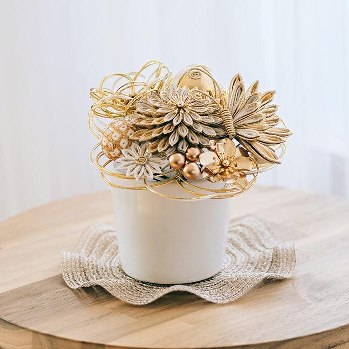 帯締め　高級　振袖　水引き　つまみ細工　ゴールド　日本製　新品　0616① Kisste 髪飾り 成人式 振袖用 成人用 麗華爛漫 剣菊 蝶 ゴールド