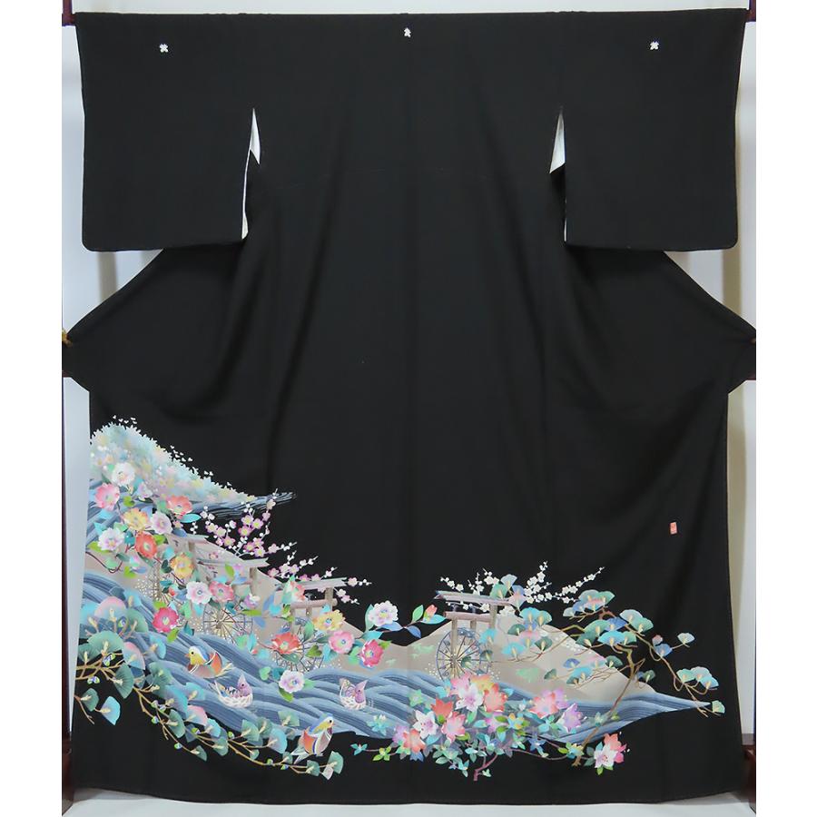 中古】美品 本場加賀友禅 天野雅彦 作 黒留袖 違い矢 k3555045 中古】美品 本場加賀友禅 天野雅彦 作 黒留袖 違い矢 k3555045