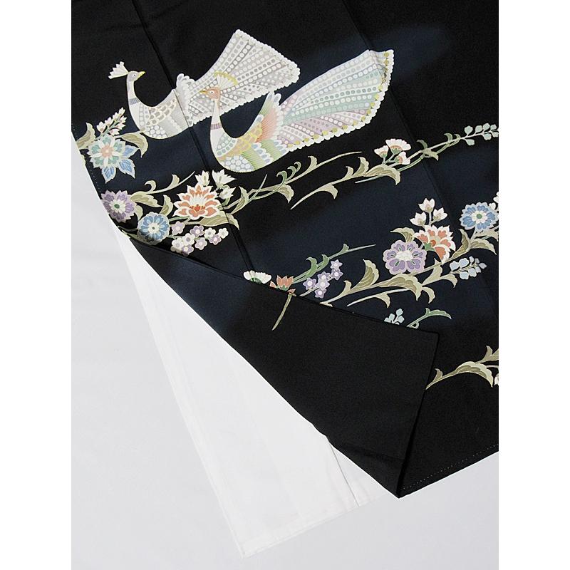黒留袖 一越 未使用 仕付け 比翼 落款 刺繍 孔雀唐草花文様