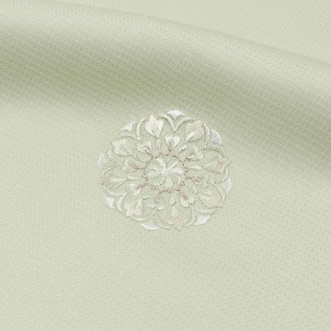 菱健特選小紋着尺 刺繍入り 洋華紋 グリーン 柳鼠 飛び柄 丹後 菱健特選小紋着尺 刺繍入り 洋華紋 グリーン 柳鼠 飛び柄 丹後