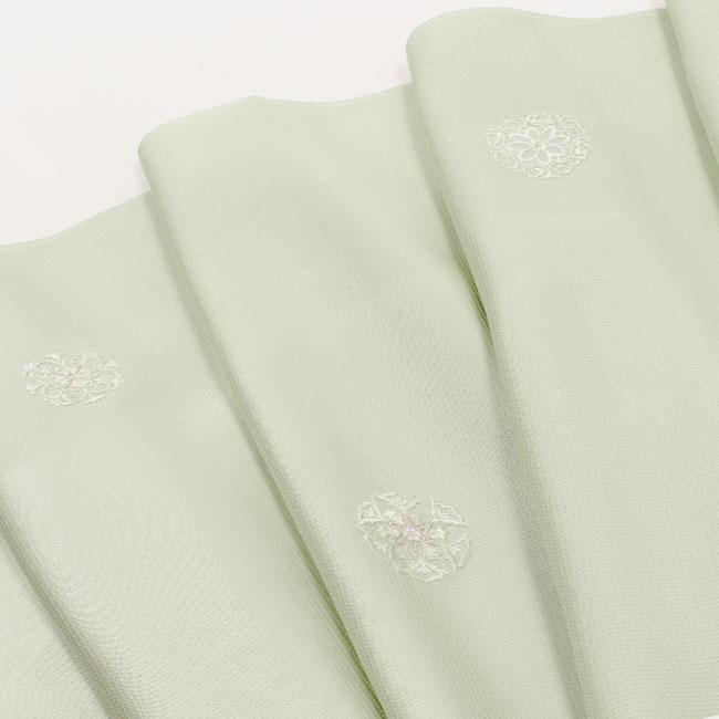 菱健特選小紋着尺 刺繍入り 洋華紋 グリーン 柳鼠 飛び柄 丹後 菱健特選小紋着尺 刺繍入り 洋華紋 グリーン 柳鼠 飛び柄 丹後