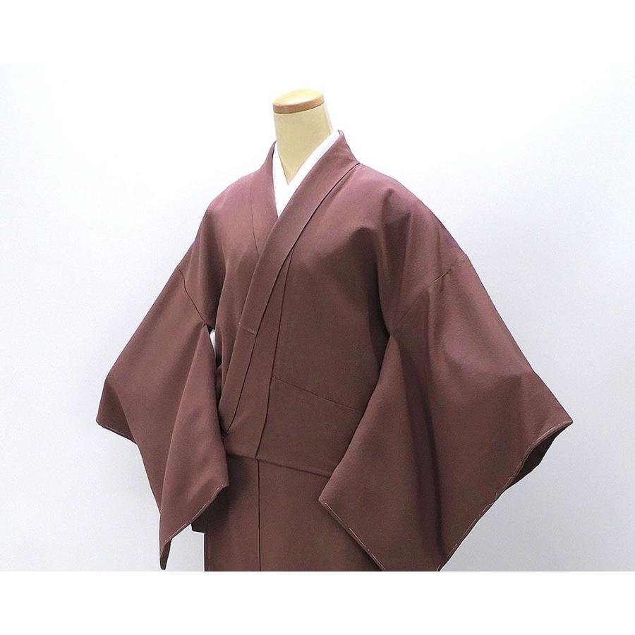 色無地 未使用 正絹 渋め葡萄色 身丈169.5cm 裄丈68.5cm 五三の桐 縮緬 未着用 美品 新古品 未使用品 着物 a4152の画像