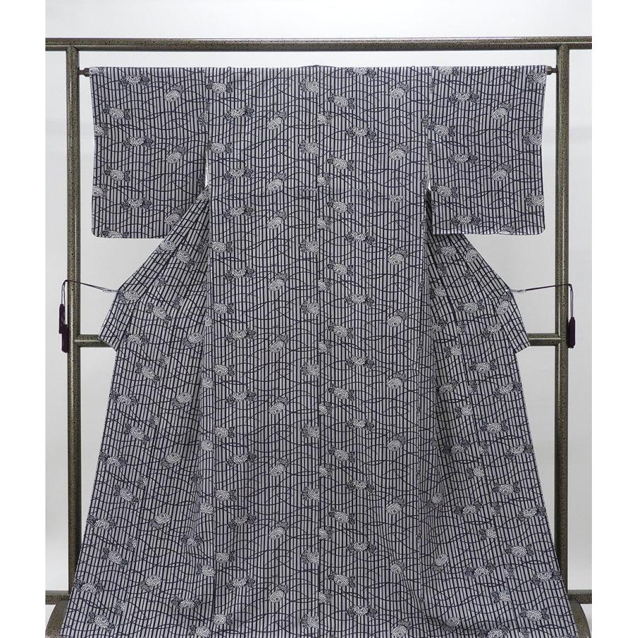小紋 未使用 正絹 縦縞 露芝 菊花 身丈168cm 裄丈65cm 小紋 未着用 美品 新古品 未使用品 着物 c4051 小紋 未使用 正絹 縦縞 露芝 菊花 身丈168cm 裄丈65cm 未着用 美品