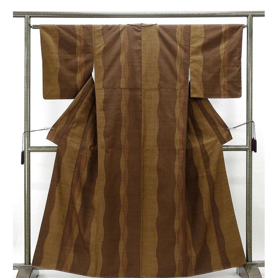 紬 未着用美品 正絹 草木染 幾何縞模様 身丈159cm 裄丈63.5cm 野々花紬