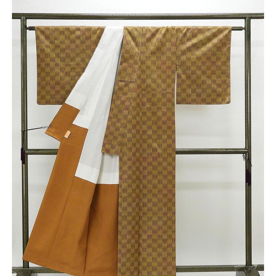 紬 未着用超美品 正絹 格子ぼかし模様 身丈157cm 裄丈65cm 未使用 新古