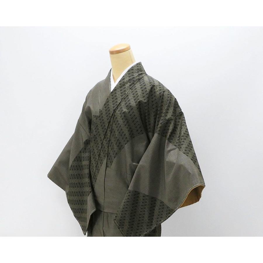 訪問着 未使用 正絹 大島紬 紬訪問着 斜段 菱 幾何 身丈165cm 裄丈66cm 未着用 新古品 着物 カジュアル 街着 d4069 訪問着 未使用 正絹 大島紬 紬訪問着 斜段 菱 幾何 身丈165cm 裄丈66cm