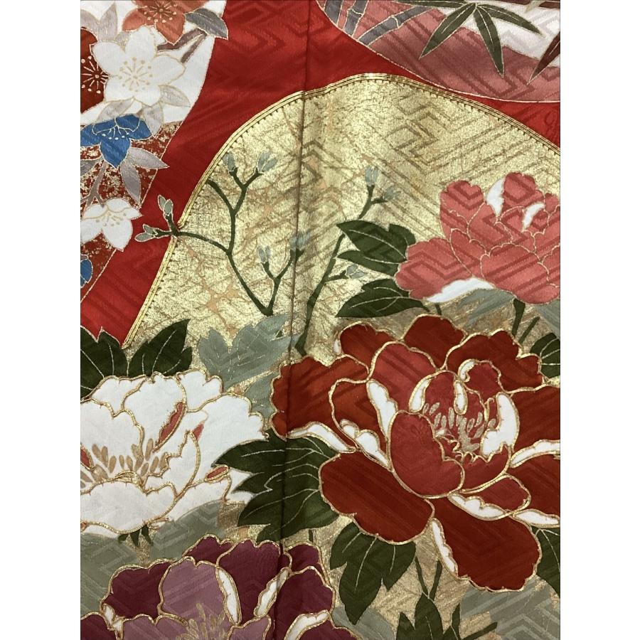 着物 振袖 綸子地 貝合わせに四季花 重衿付 良好 中古 花柄 赤 正絹 裄