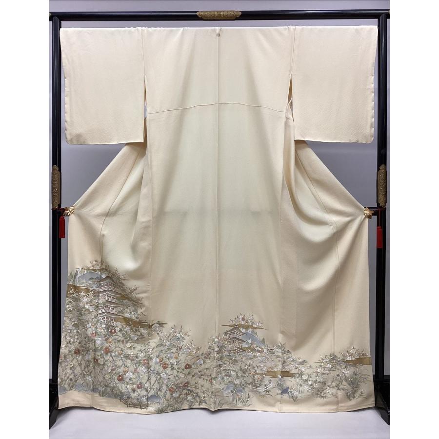 着物 留袖 刺繍色留袖 未使用 中古 草花柄 ベージュ 正絹 裄69cm 