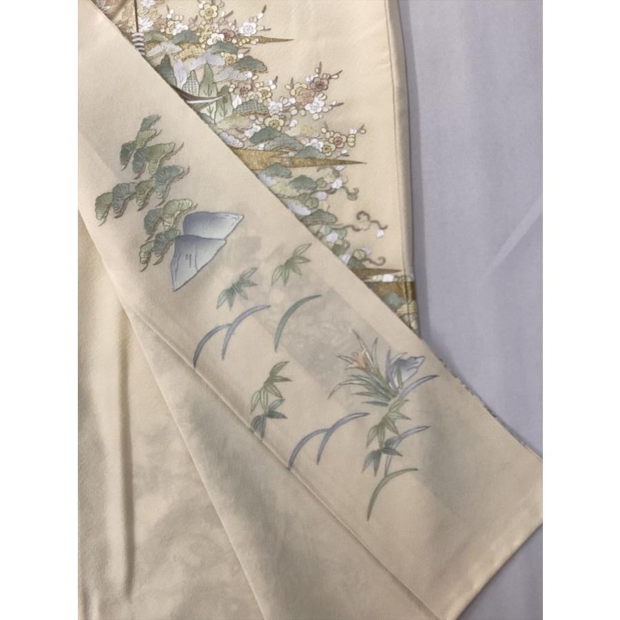 着物 留袖 刺繍色留袖 未使用 中古 草花柄 ベージュ 正絹 裄69cm 