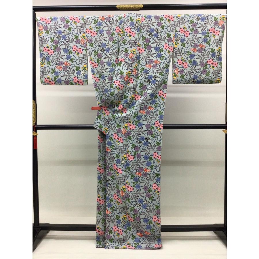 着物 小紋 琉球紅型小紋 未使用 花柄 グレー 正絹 裄68cm 着物 小紋 琉球紅型小紋 未使用 花柄 グレー 正絹 裄68cm
