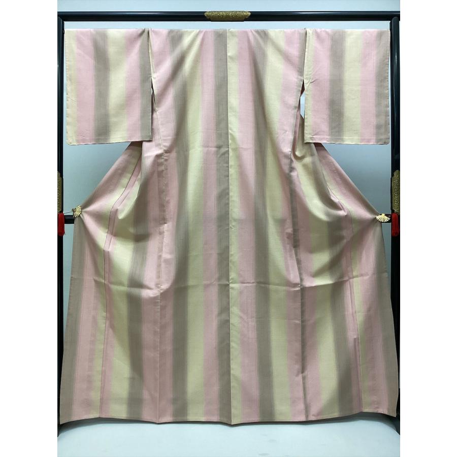 単衣紬 未使用 中古 正絹 縞 ピンク ベージュ 裄70cm 単衣 着物 