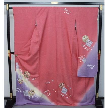 値下げ 0149 御仕立て上がり 正絹京友禅振袖 ピンク 手毬柄 : きもの 
