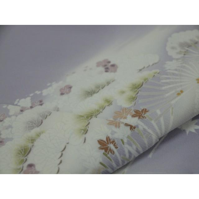 MK-1177 紬着物 曲線に草花模様 藤鼠色 銀座【C-3102】単衣 色無地 藤鼠色 抽象文の地紋 :身丈159/裄66 - 銀座