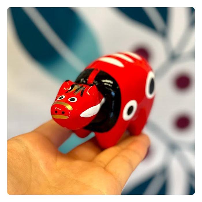 赤べこ　郷土玩具　縁起物　金運のお守り サイズ鼻先~尾（42cm）傷汚れなし 赤べこ 郷土玩具 縁起物 金運のお守り サイズ鼻先~尾（42cm）傷