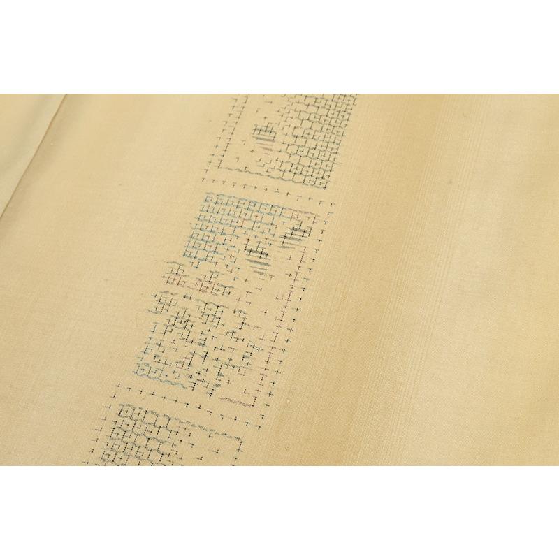 中古 本場 結城紬 正絹 リサイクル 新古品 カジュアル 仕立て上がり 100亀甲 生成り クリーム色 奥順 はたおり娘 身丈174cm 裄70cm S Mサイズ No.3-0465_6