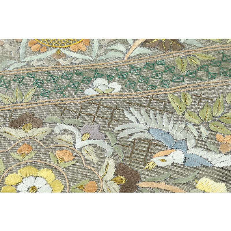 袋帯 スワトウ刺繍 汕頭刺繍 刺繍 手刺繍 西陣織 正絹 銀地 灰色 袋帯 スワトウ刺繍 汕頭刺繍 刺繍 手刺繍 西陣織 正絹 銀地 灰色