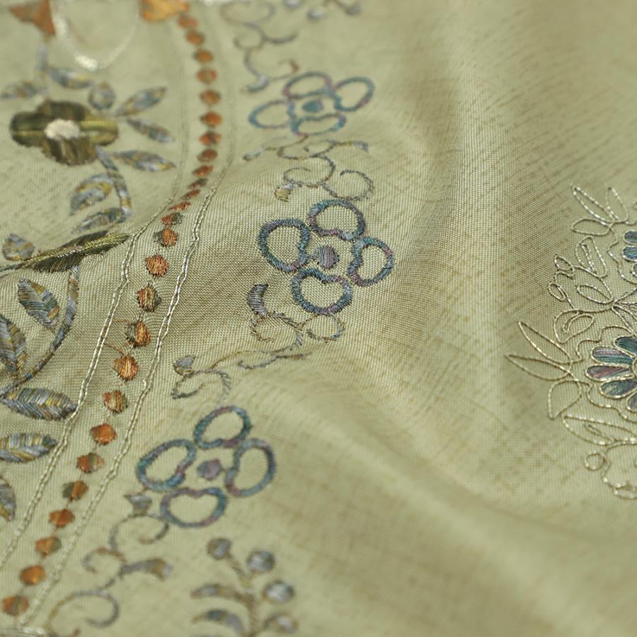 中古 訪問着 大島紬 正絹 リサイクル 着物 緑 華紋 花唐草 刺繍 