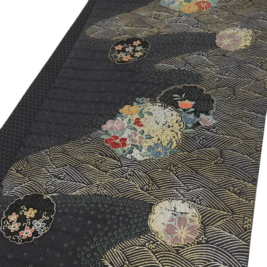 袋帯 全通 中古 正絹 ふくれ織 帯 墨黒 花 桜 椿 花唐草 雪輪 波 友禅染 金彩加工 カジュアル 着物 リサイクル 仕立て上がり No.i6-2504