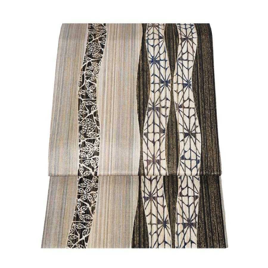 正絹袋帯青もみじが上品よろけ縞も雰囲気あり