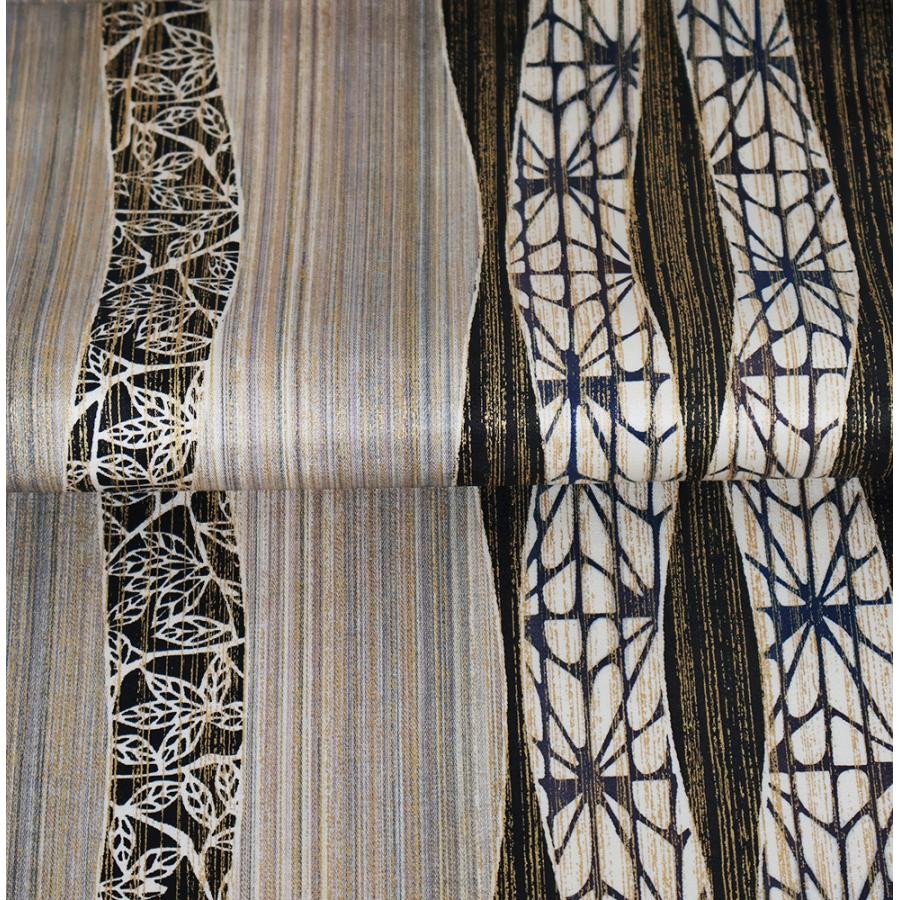 正絹袋帯青もみじが上品よろけ縞も雰囲気あり