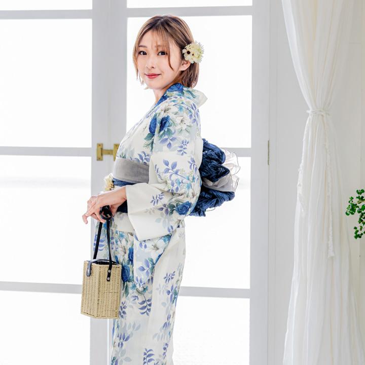 浴衣 レディース 女性浴衣単品「白地 バラに百合、ブーケ」Fサイズ