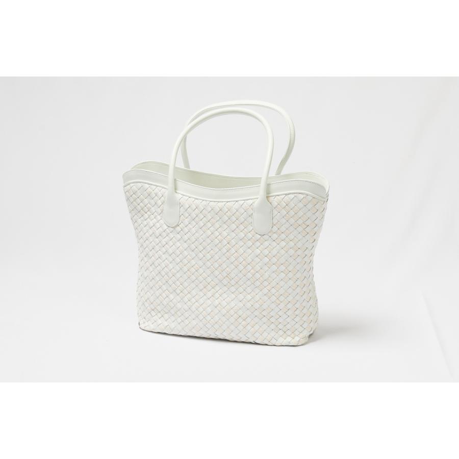 牛皮 縮緬 バッグ 和装 洋装 着物 浴衣 着物 レディースファッション バッグ 白 ホワイト 和装用 衿秀 がま口バック 和服 普段用 和装用 トートバック 和装用 和服 着物初心者 お出掛け Ba 59 きもの おみたてや 限時セール