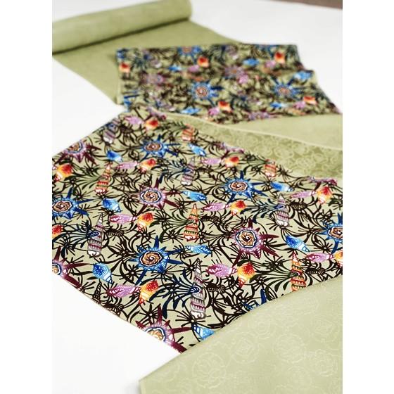 【単衣にも】人間国宝　玉那覇有公　琉球紅型の名古屋帯 単衣にも】人間国宝 玉那覇有公 琉球紅型の名古屋帯