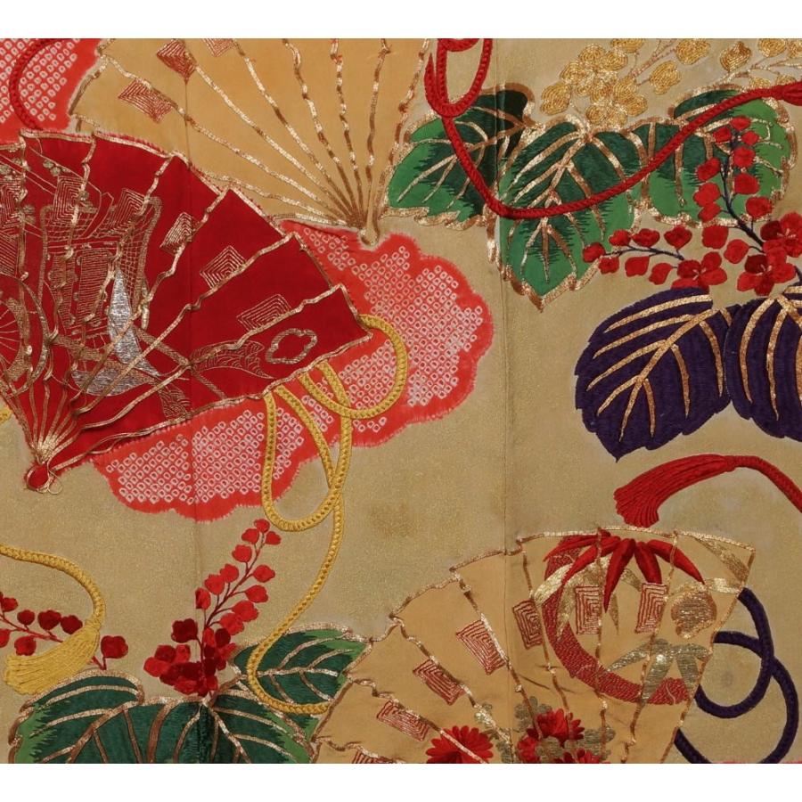 アンティーク 振袖 雲取に扇・桐模様 蔦紋 三つ紋 金駒刺繍 金箔 日本