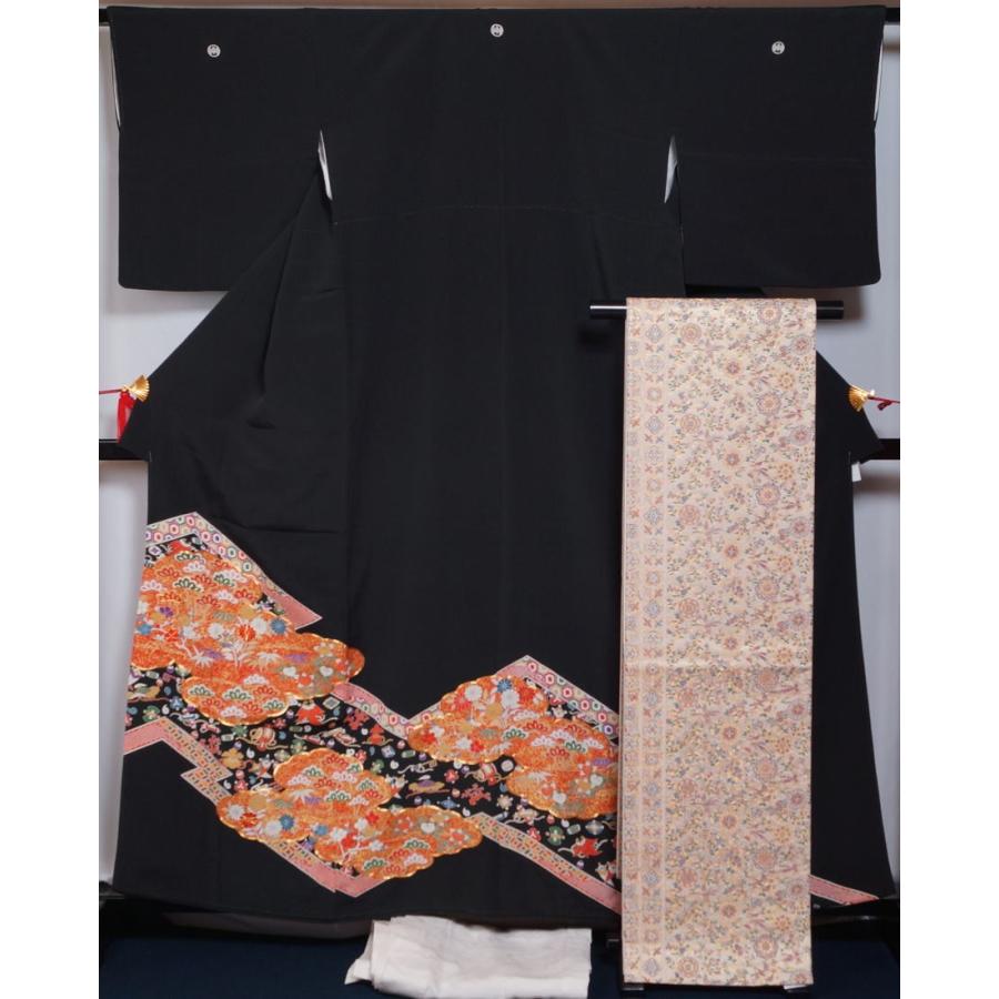 着物セット 黒留袖・袋帯・長襦袢 3点 セット 雲取に宝尽くし模様 丸に 