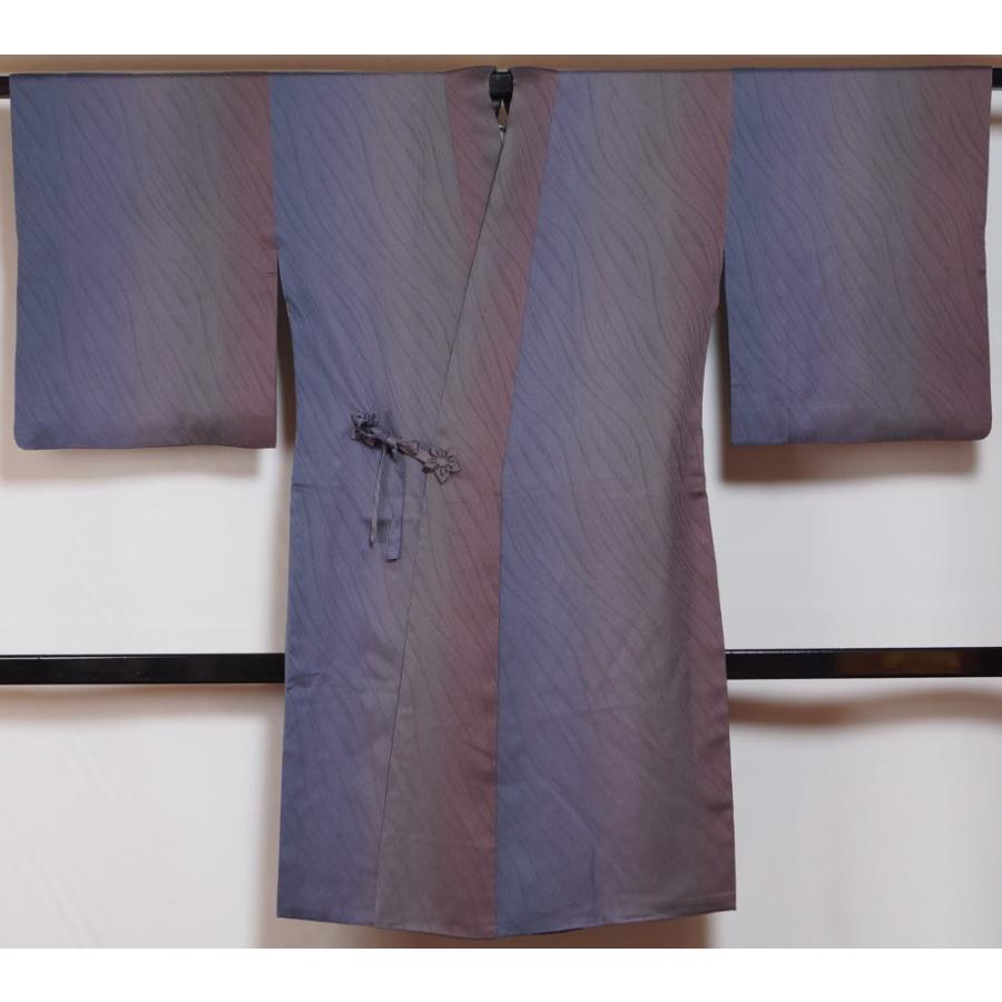 100 本物保証 道中着 コート ぼかしにライン模様 藤紫色 ロング 長尺 正絹 塵除けコート 送料無料 着物 道行 道行コート 道行き 着物コート 和装コート 羽織もの 塵除け 格安即決 Www Thedailyspud Com