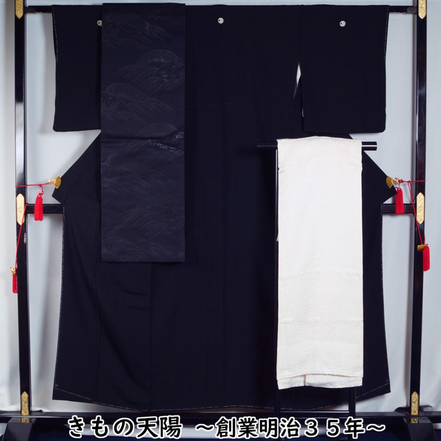 未使用品 喪服 着物・名古屋帯・長襦袢 3点 セット 丸に左三階松紋 S 