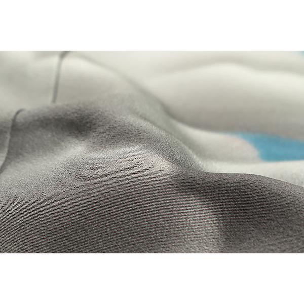 m*c様 皇室献上作家、熊谷慶雲作 グレー 雪の中の梅の花 付け下げ三つ紋いり 皇室献上作家、熊谷慶雲作 グレー 雪の中の梅の花 付け