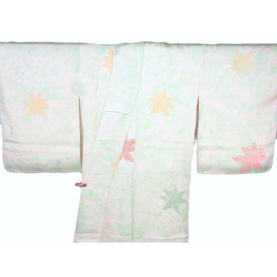 未使用　　アンティーク　正絹　しつけ付き　淡い黄緑色の絞り　楓　紅葉 小紋 手絞り パステルグリーン リサイクル お宮参り 七五三 パーティー お茶会 |  | 11